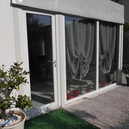 B&B Villa Flora Peschiera del Garda Exterior photo
