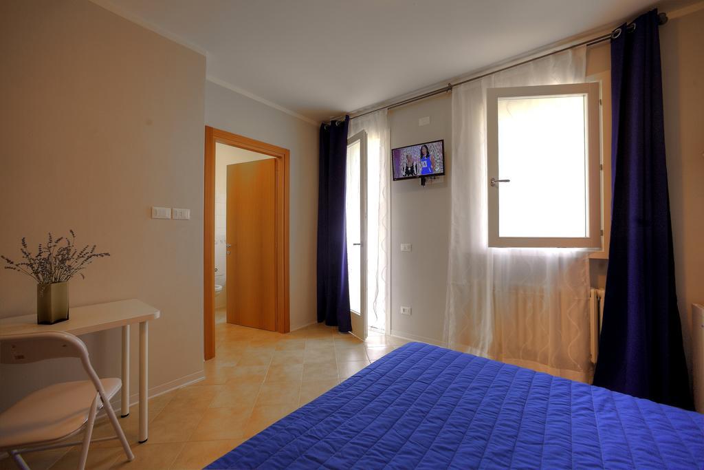 B&B Villa Flora Peschiera del Garda Room photo